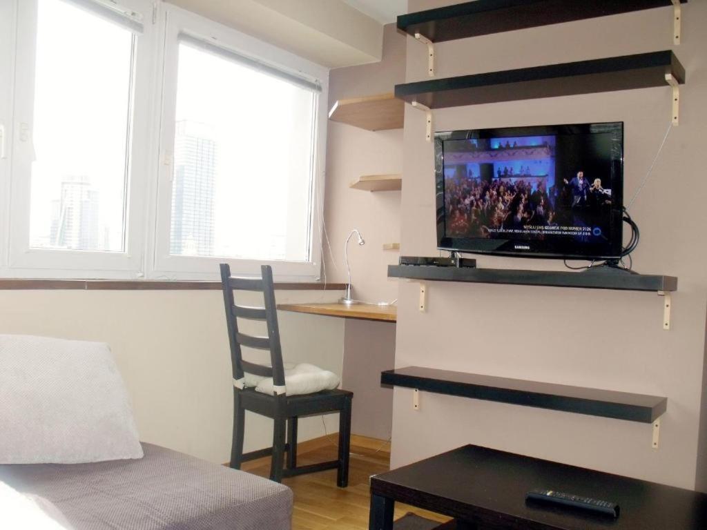 Nww Apartamenty Zgody I Chmielna Warschau Buitenkant foto