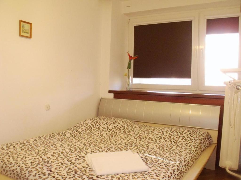 Nww Apartamenty Zgody I Chmielna Warschau Buitenkant foto