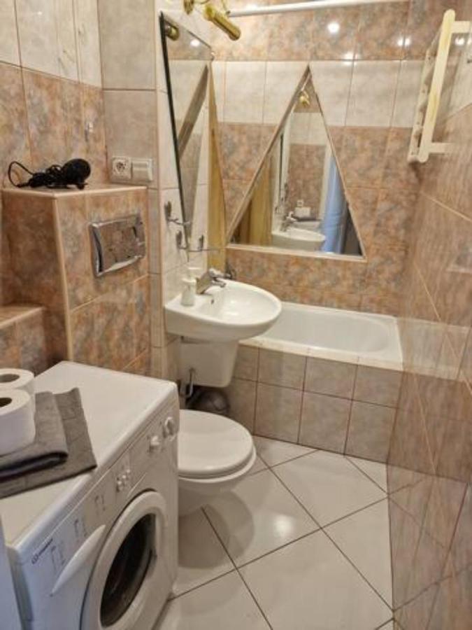 Nww Apartamenty Zgody I Chmielna Warschau Buitenkant foto